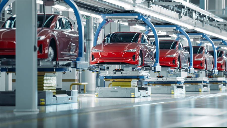 shutterstock_2374438937 900x500 Cybersecurity in Manufacturing: Turning Challenges into Opportunities